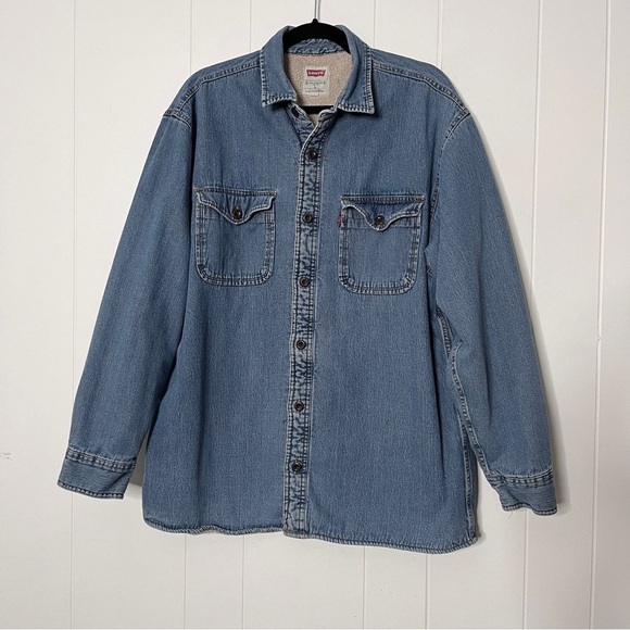 Levi's Men's Blue Denim Shirt Jacket with Sherpa Lining Worn Size Large - Picture 1 of 11